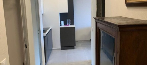 3-salle Appartement à San Bartolomeo al Mare, Italy No. 214048 6