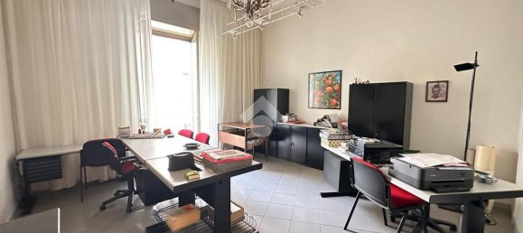 3 rooms Apartment in Naples, Italy No. 2479 20