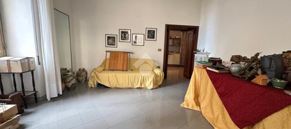 3 rooms Apartment in Naples, Italy No. 2479 15