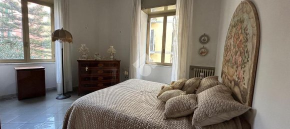 3 rooms Apartment in Naples, Italy No. 2479 7