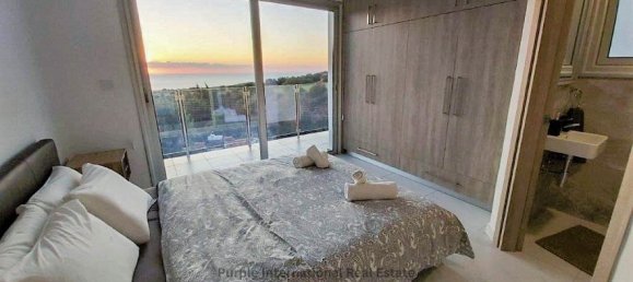 4 bedrooms Villa in Tala, Cyprus No. 21824 2