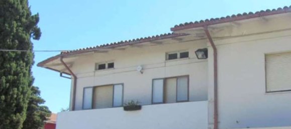 11 rooms Apartment in Pesaro, Italy No. 298827 3