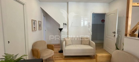 Здание с 9 спальнями в Сетубал, Португалия № 106185 6