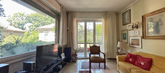 5 rooms Apartment in Milan, Italy No. 314213 2