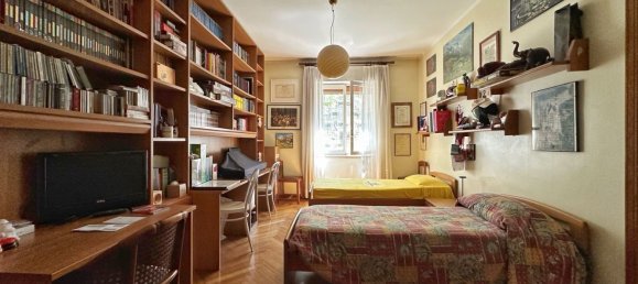 5 rooms Apartment in Milan, Italy No. 314213 12