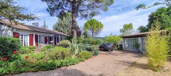 5 bedrooms Villa in Gard, France No. 349423 11