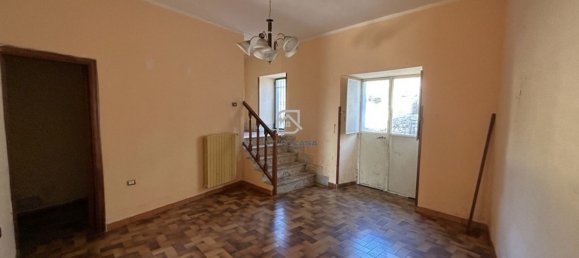 5 Schlafzimmer Haus in Venticano, Italy, Nr. 377536 9