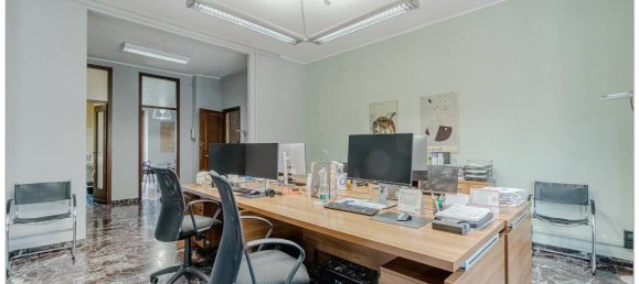 5 rooms Office in Turin, Italy No. 304883 10