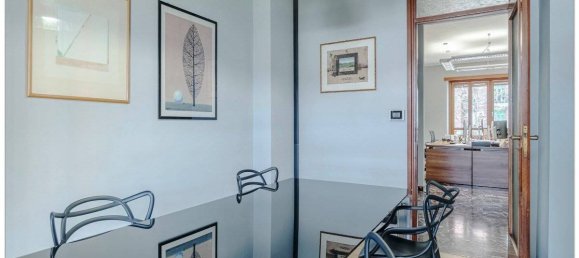 5 rooms Office in Turin, Italy No. 304883 4