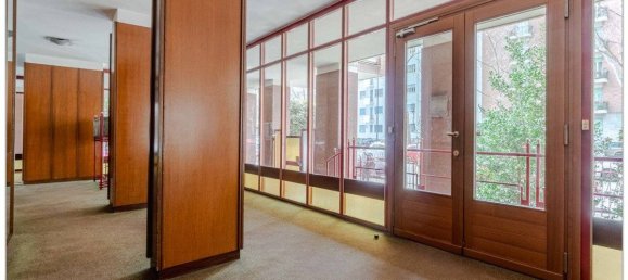 5 rooms Office in Turin, Italy No. 304883 34