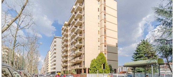 5 rooms Office in Turin, Italy No. 304883 38