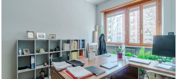 5 rooms Office in Turin, Italy No. 304883 27