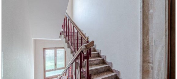 5 rooms Office in Turin, Italy No. 304883 30