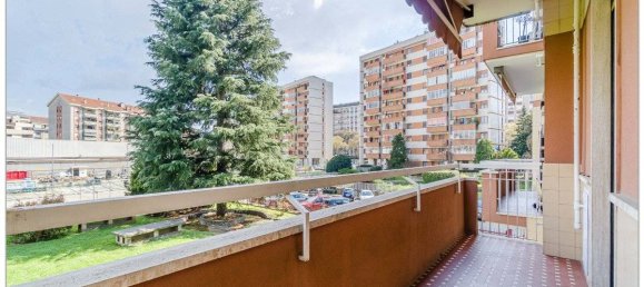 5 rooms Office in Turin, Italy No. 304883 6