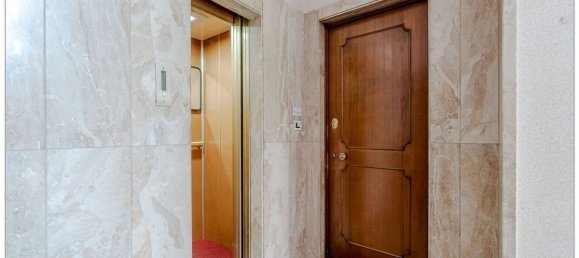 5 rooms Office in Turin, Italy No. 304883 29