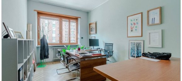 5 rooms Office in Turin, Italy No. 304883 26