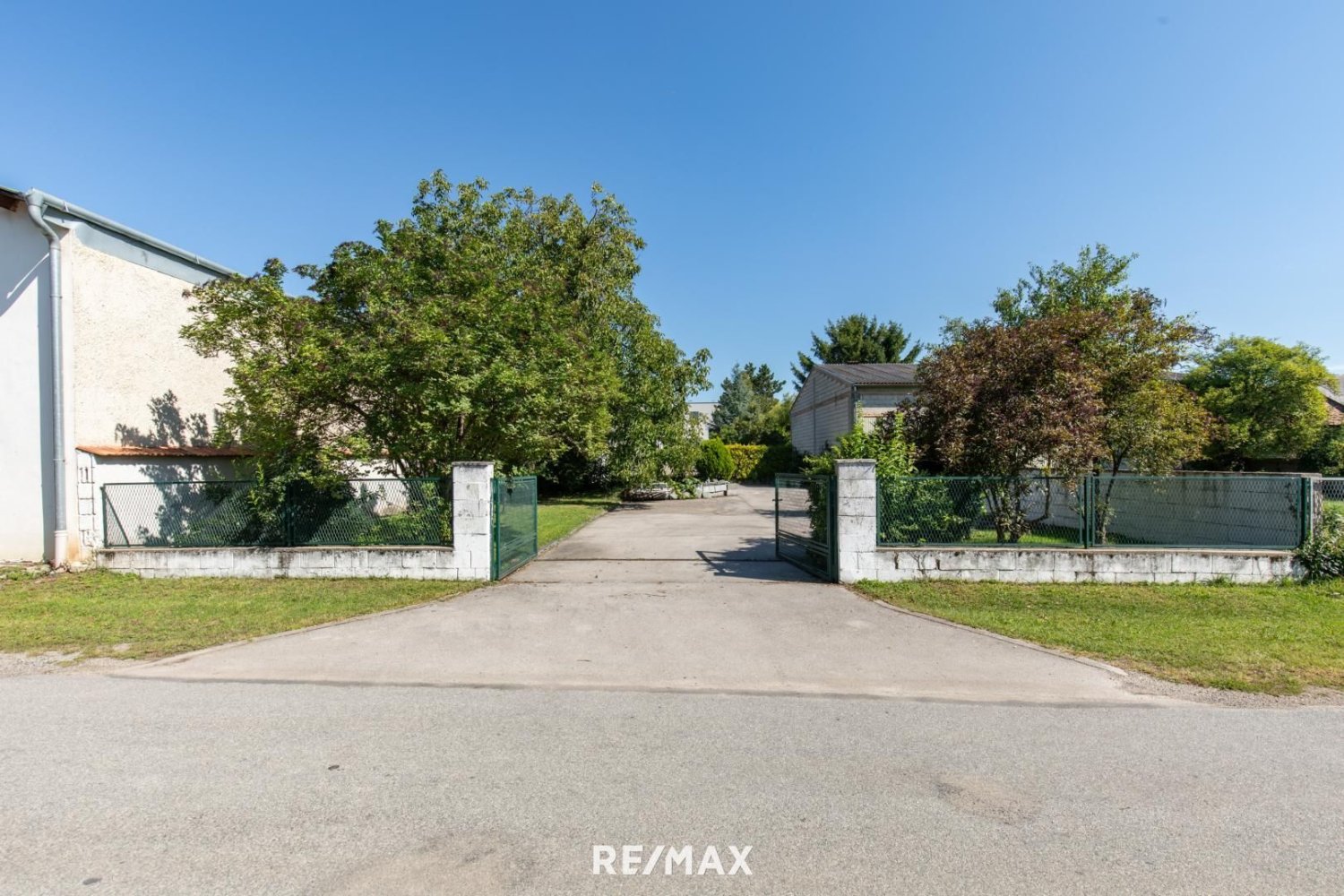 Edificio en Prellenkirchen, Austria 250 m² No. 254571