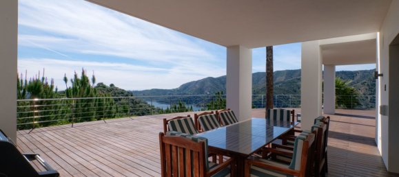 5 bedrooms Villa in Istan, Spain No. 2902 25