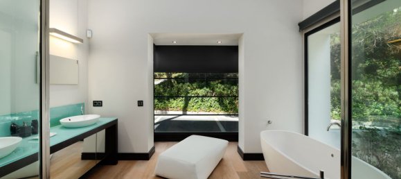 5 bedrooms Villa in Istan, Spain No. 2902 29