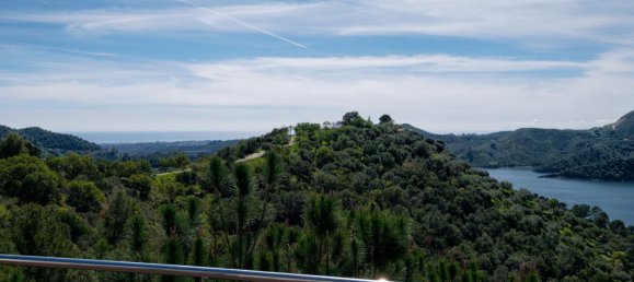 5 bedrooms Villa in Istan, Spain No. 2902 23