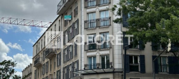 Studio in Maisons-Alfort, France No. 189306 3