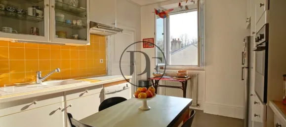 Apartamento de 3 dormitorios en Fontainebleau, France No. 323512 10