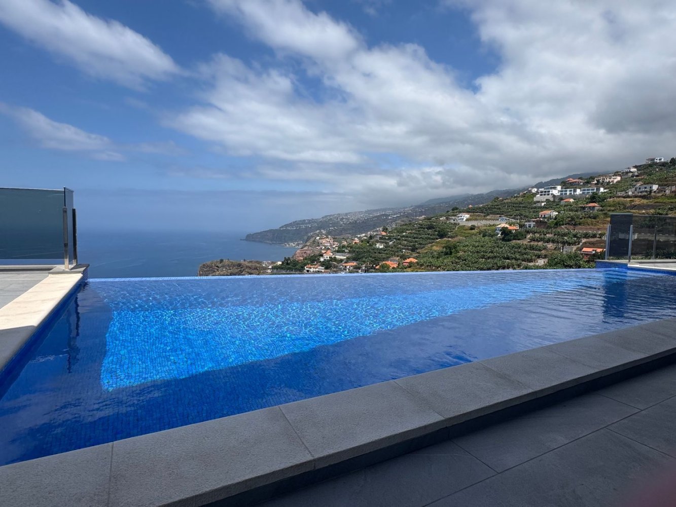 3 bedrooms Bungalow in Ribeira Brava, Portugal No. 247275