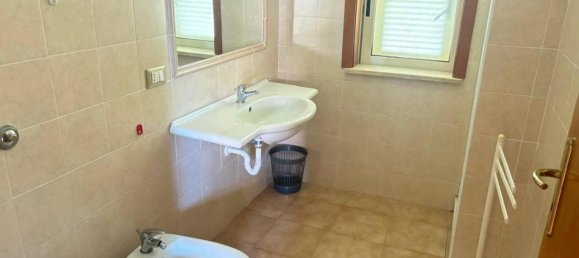 3 rooms Apartment in Isola di Capo Rizzuto, Italy No. 173418 10