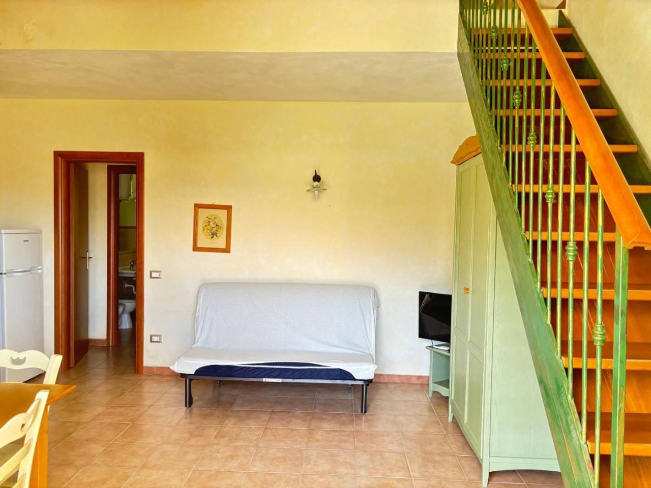 3 rooms Apartment in Isola di Capo Rizzuto, Italy No. 173418