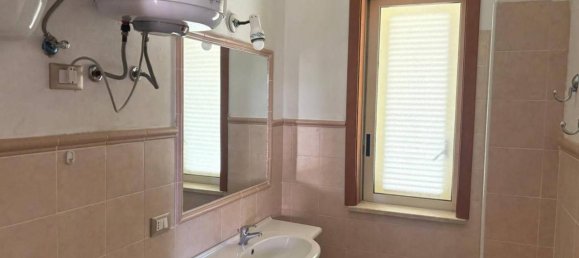 3 rooms Apartment in Isola di Capo Rizzuto, Italy No. 173418 11