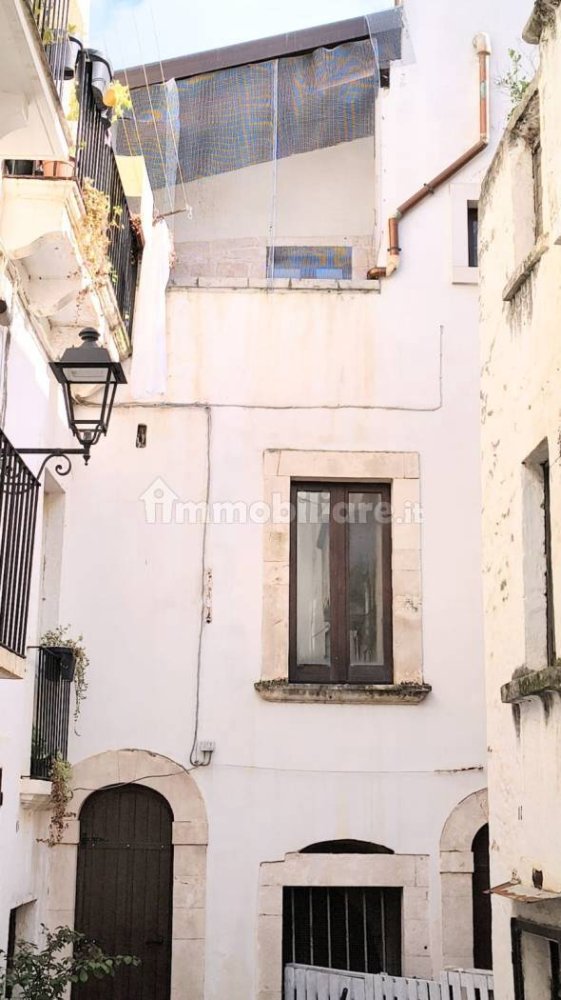 Дом с 5 спальнями в Кастеллана Гротте, Италия № 77810