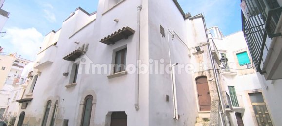 Дом с 5 спальнями в Кастеллана Гротте, Италия № 77810 3