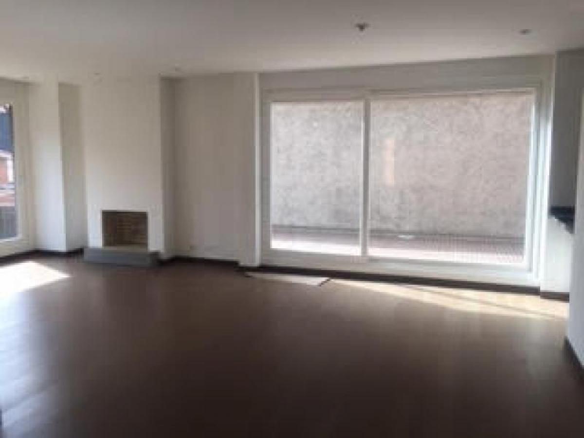 Casa de 3 dormitorios en Bogotá, Colombia No. 13213