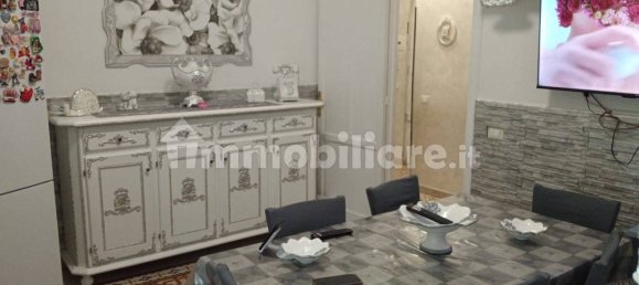 2 bedrooms Apartment in Palermo, Italy No. 287277 3