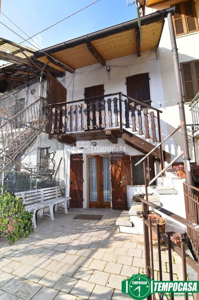 2غرفة منزل في Rocca Canavese, Italy رقم 120472