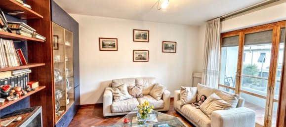 Casa de 7 habitaciónes en Montevarchi, Italy No. 159894 9