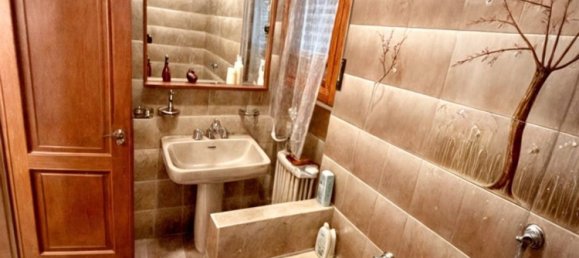 Casa de 7 habitaciónes en Montevarchi, Italy No. 159894 6