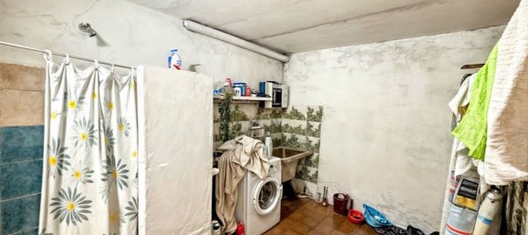 Casa de 7 habitaciónes en Montevarchi, Italy No. 159894 11