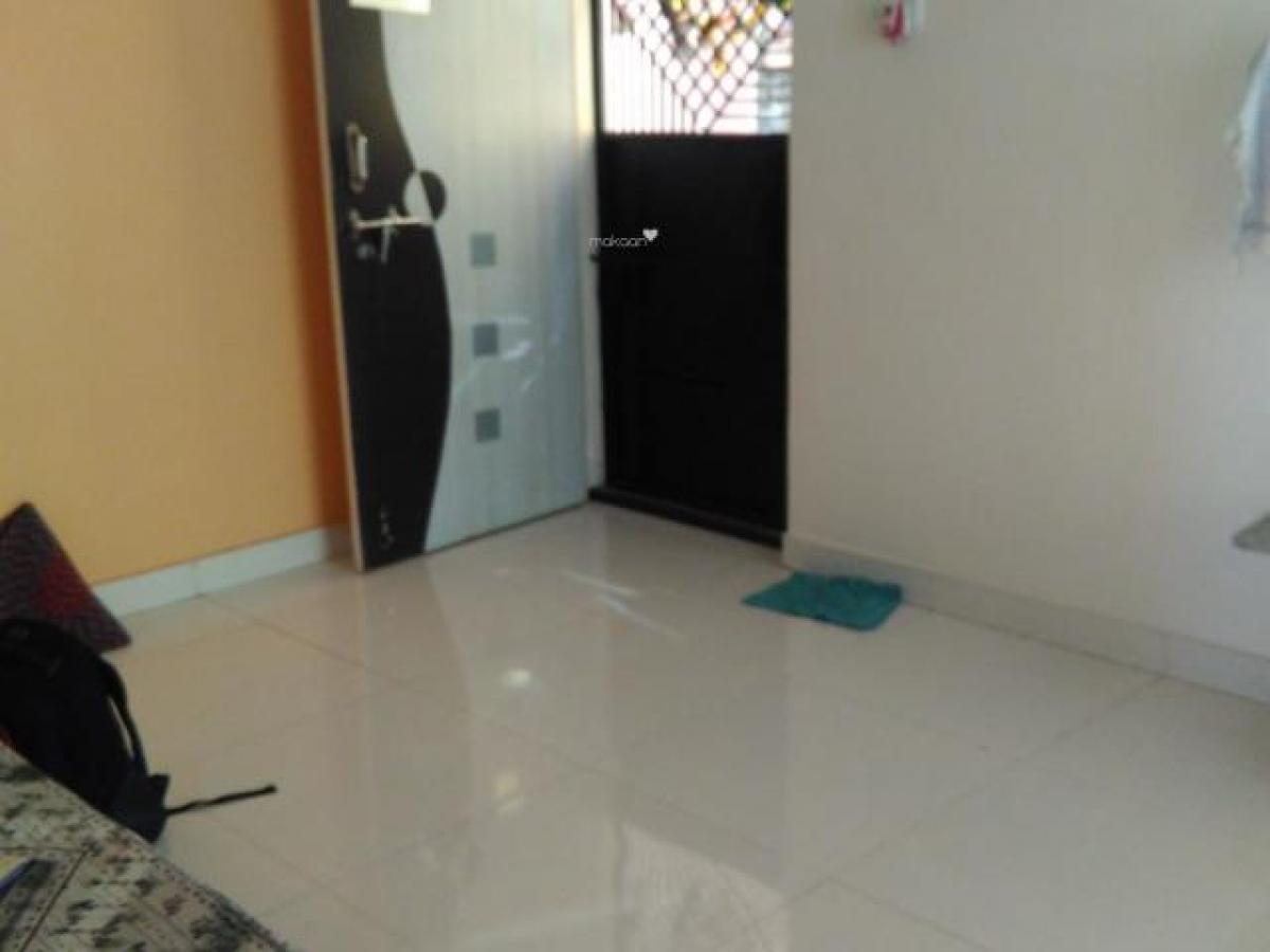 Estudio en Pune, India No. 10567