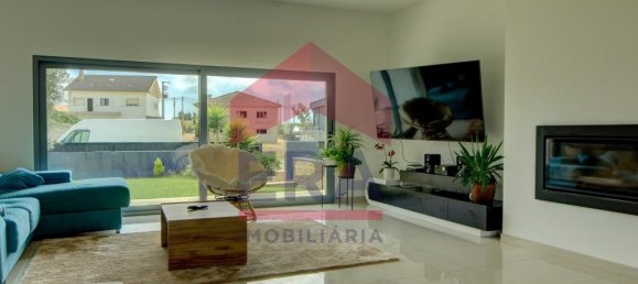 4 bedrooms House in Atouguia da Baleia, Portugal No. 112396 5