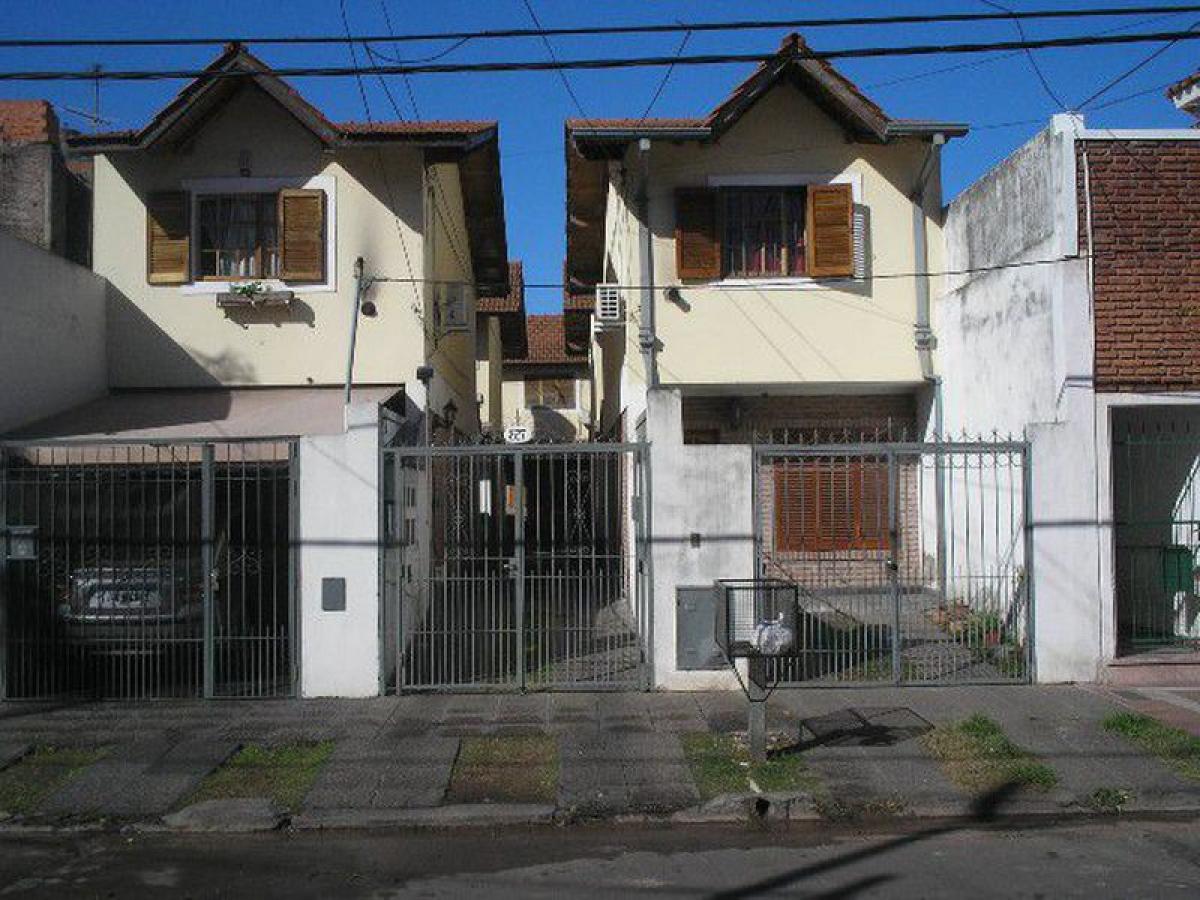 Studio in Bermudez, Argentina No. 6190