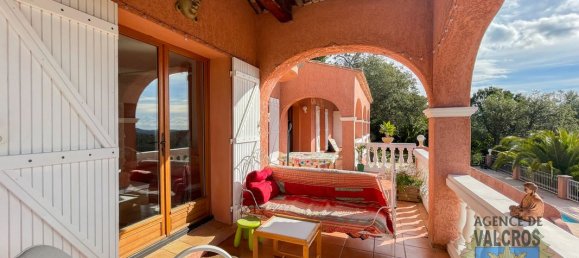 4 bedrooms Villa in La Londe-les-Maures, France No. 343376 8