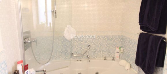 2 bedrooms Penthouse in Swieqi, Malta No. 4222 26