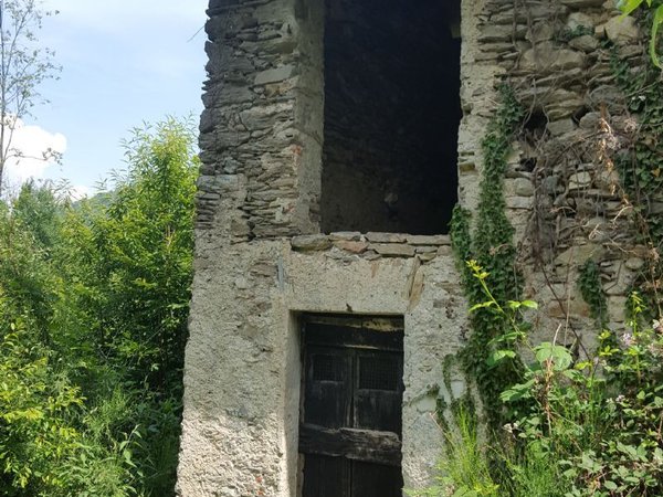 Casa de 2 habitaciónes en Luino, Italy No. 126451