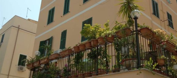 Apartamento de 2 dormitorios en Rome, Italy No. 342881 4