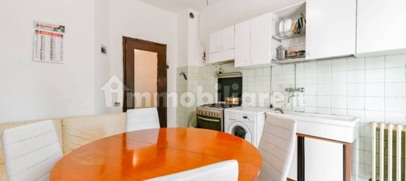 2 bedrooms Apartment in Gorgonzola, Italy No. 348630 2