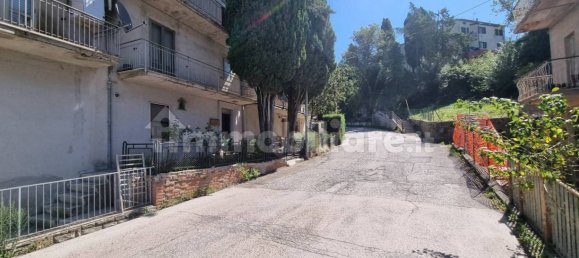 2 Schlafzimmer Wohnung in Perugia, Italy, Nr. 356561 4