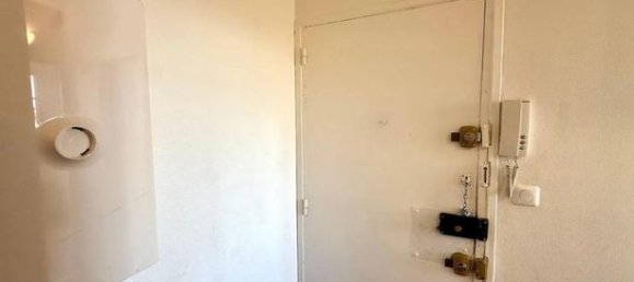 2 Schlafzimmer Wohnung in Bondy, France, Nr. 357048 9