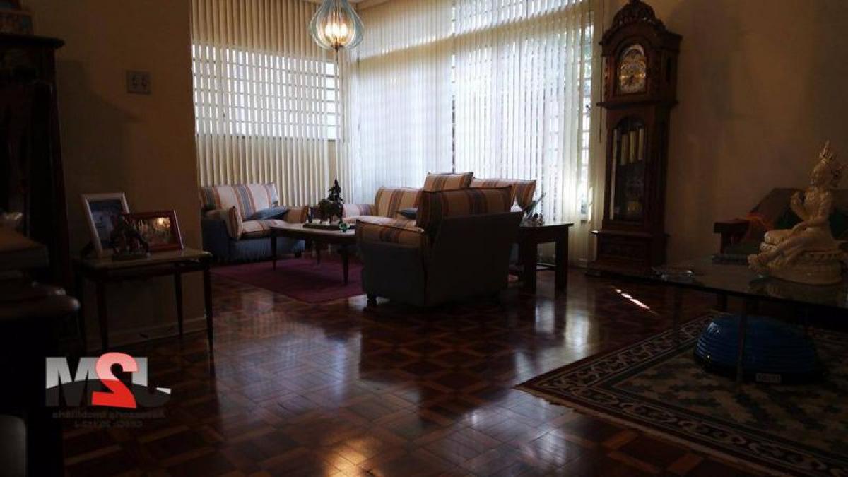 Дом с 4 спальнями в Сан-Паулу, Бразилия № 528723