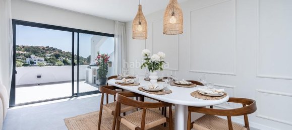 3 bedrooms Apartment in La Quinta, Spain No. 133799 3